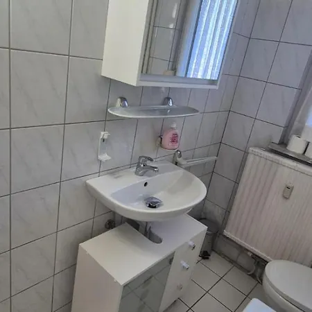 Monteurunterkunft In - Horststr 14 Egl 公寓 *